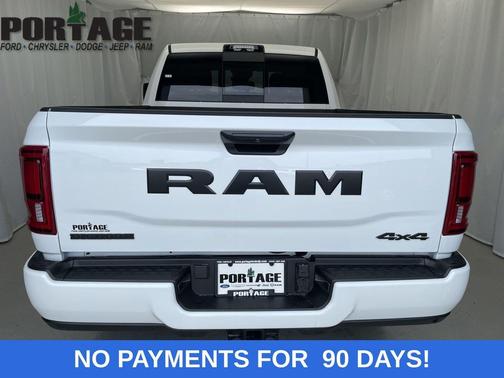 2025 RAM 2500 Big Horn Crew Cab 4x4 6'4' Box
