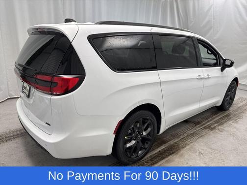 2026 Chrysler Pacifica L