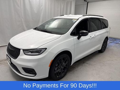 2026 Chrysler Pacifica L