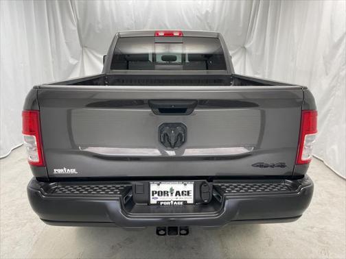 2024 RAM 2500 Tradesman Crew Cab 4x4 6'4' Box