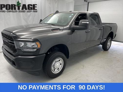 2024 RAM 2500 Tradesman Crew Cab 4x4 6'4' Box