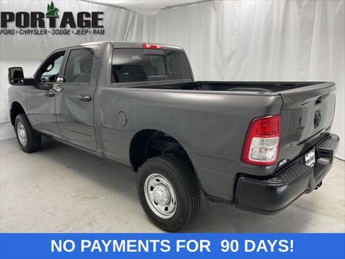 2024 RAM 2500 Tradesman Crew Cab 4x4 6'4' Box