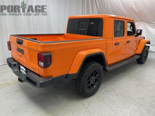 2025 Jeep Gladiator Sport