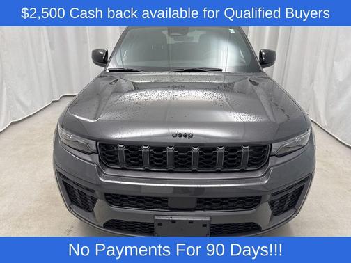 Baltic Gray Metallic Clearcoat 2026 Jeep Grand Cherokee Altitude
