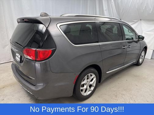 Granite Crystal Metallic Clearcoat 2020 Chrysler Pacifica Limited