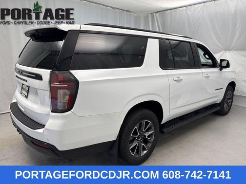 2023 Chevrolet Suburban 4WD Z71