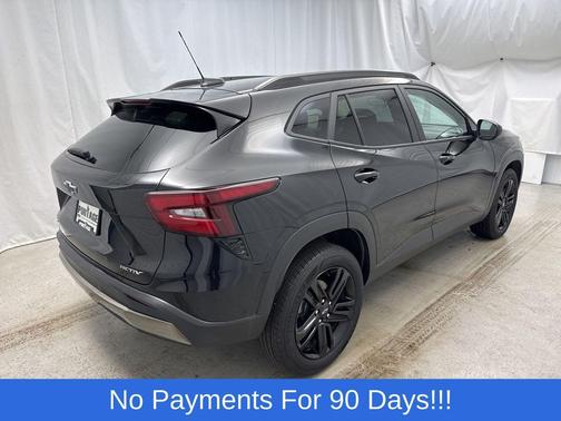 Mosaic Black Metallic 2025 Chevrolet Trax FWD ACTIV