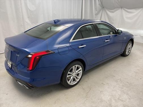 2021 Cadillac CT4 Luxury