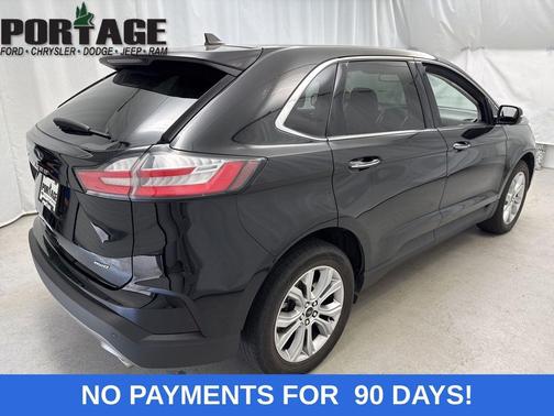 2024 Ford Edge Titanium