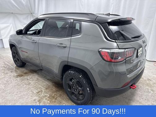 2024 Jeep Compass Trailhawk