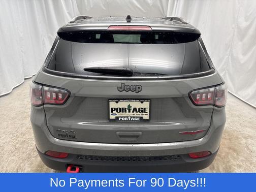 2024 Jeep Compass Trailhawk