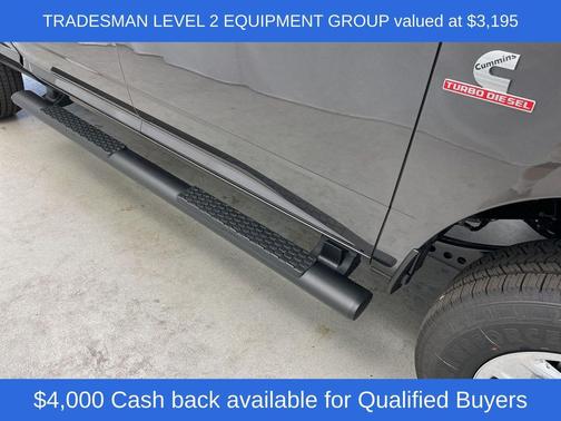 2025 RAM 2500 Tradesman Crew Cab 4x4 6'4' Box