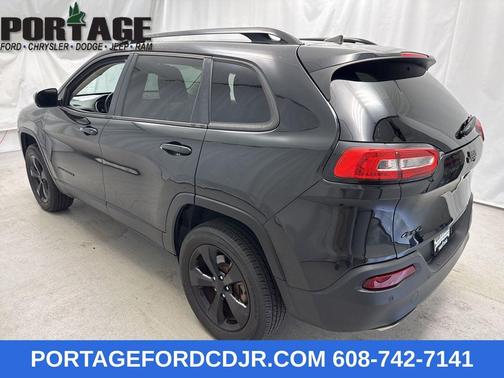 2016 Jeep Cherokee Altitude