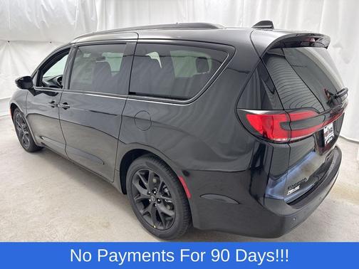 2026 Chrysler Pacifica L