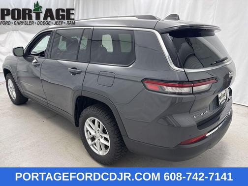2022 Jeep Grand Cherokee L Laredo