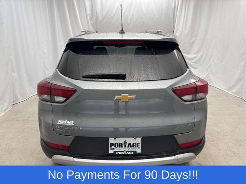 Sterling Gray Metallic 2025 Chevrolet Trailblazer LT