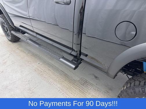 2026 RAM 2500 Tradesman Crew Cab 4x4 6'4' Box