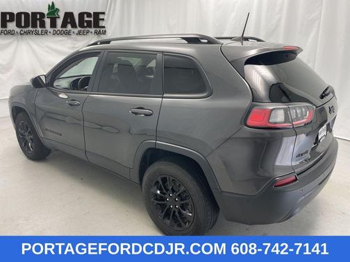 2023 Jeep Cherokee Altitude