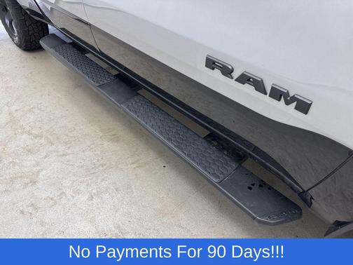 Billet Silver Metallic Clearcoat 2022 RAM 1500 Big Horn/Lone Star