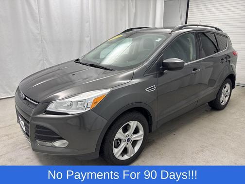 Magnetic 2016 Ford Escape SE