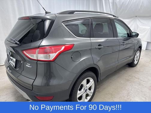 Magnetic 2016 Ford Escape SE