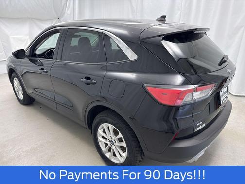 Black Metallic 2021 Ford Escape SE