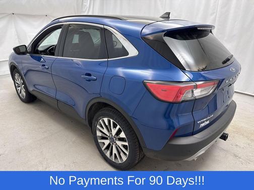 2022 Ford Escape Titanium