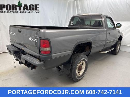 2002 Dodge Ram 2500 Base
