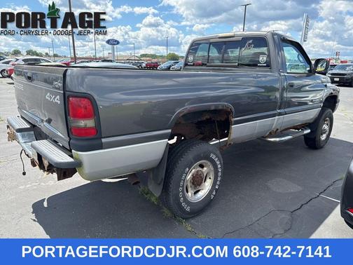 2002 Dodge Ram 2500 Base