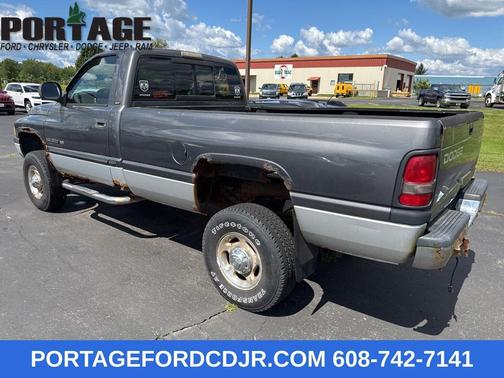2002 Dodge Ram 2500 Base