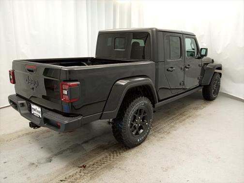 2025 Jeep Gladiator Willys