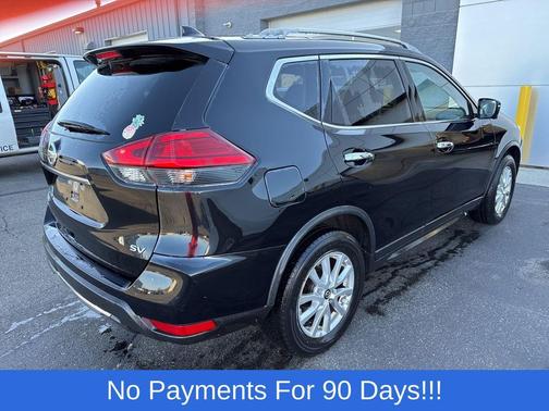 2017 Nissan Rogue SV