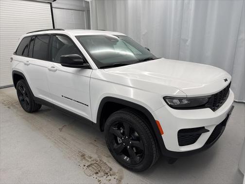2025 Jeep Grand Cherokee Altitude