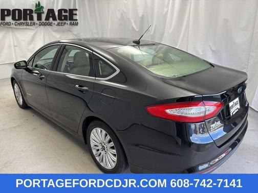 2015 Ford Fusion Hybrid SE