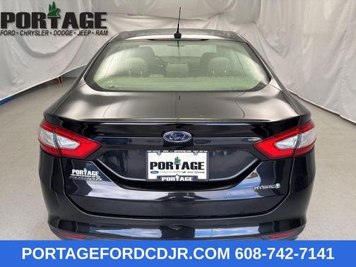 2015 Ford Fusion Hybrid SE