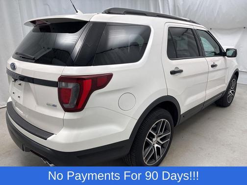 White Platinum 2019 Ford Explorer Sport
