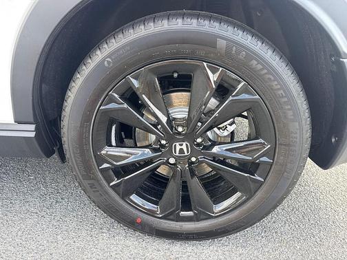 Platinum White Pearl 2026 Honda CR-V Hybrid Sport Touring