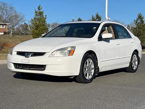 Photo 3 of 30 of 2003 Honda Accord EX V6