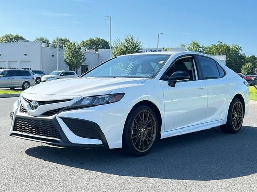 2023 Toyota Camry SE Nightshade