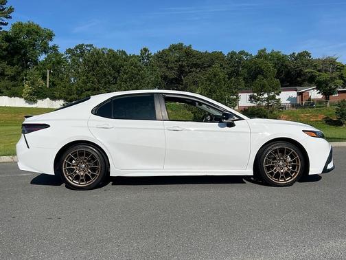 2023 Toyota Camry SE Nightshade