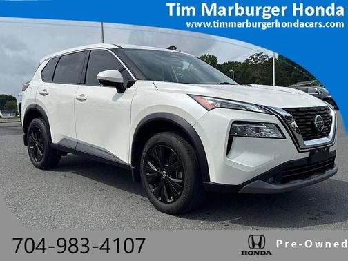 White 2021 Nissan Rogue SV