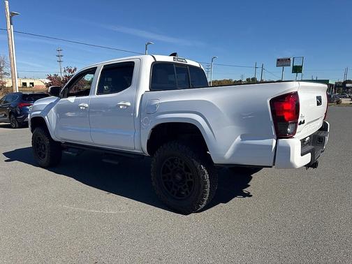 2023 Toyota Tacoma SR