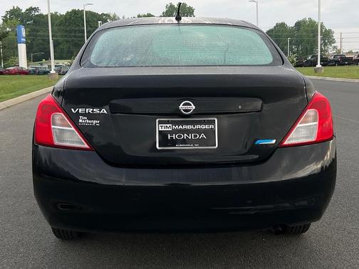 2013 Nissan Versa 1.6 S