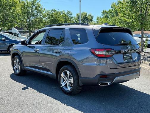 Modern Steel Metallic 2026 Honda Pilot EX-L