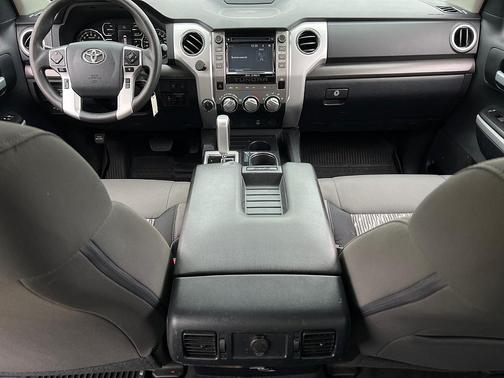 2019 Toyota Tundra SR5