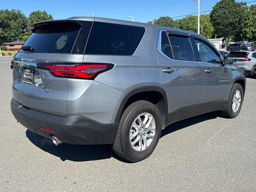 Sterling Gray 2023 Chevrolet Traverse LS