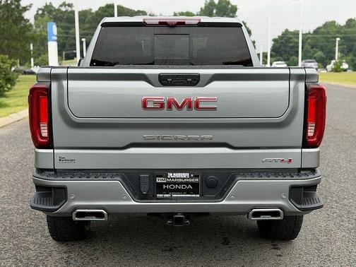 Sterling 2023 GMC Sierra 1500 AT4