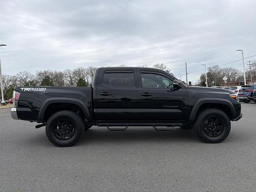2023 Toyota Tacoma TRD Off Road