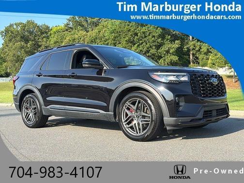 Agate Black 2025 Ford Explorer ST