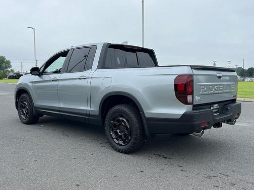 2025 Honda Ridgeline TrailSport+